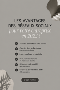 Femme utilisant les réseaux sociaux pour promouvoir son entreprise