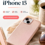 étui coloré pour iPhone 15 posé sur une table en bois