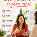 Femme discutant de son plan de communication sur un tableau blanc.